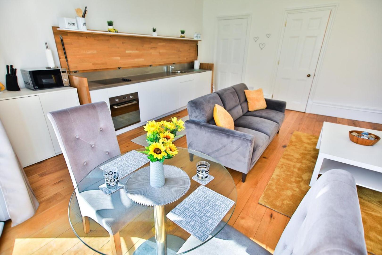 40B Wellington Suites เฮสติงส์ ภายนอก รูปภาพ